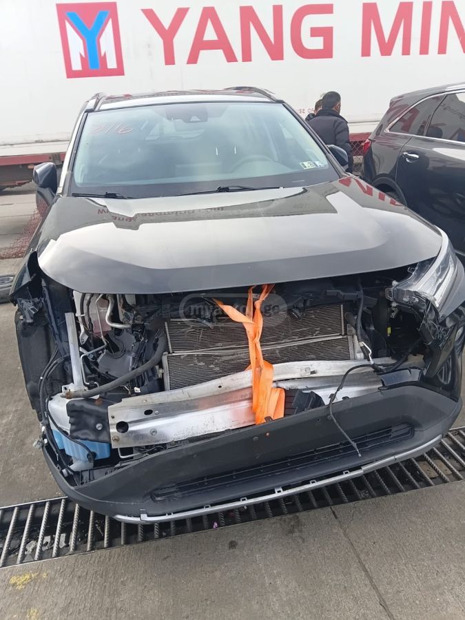 Toyota RAV 4 - фото 14