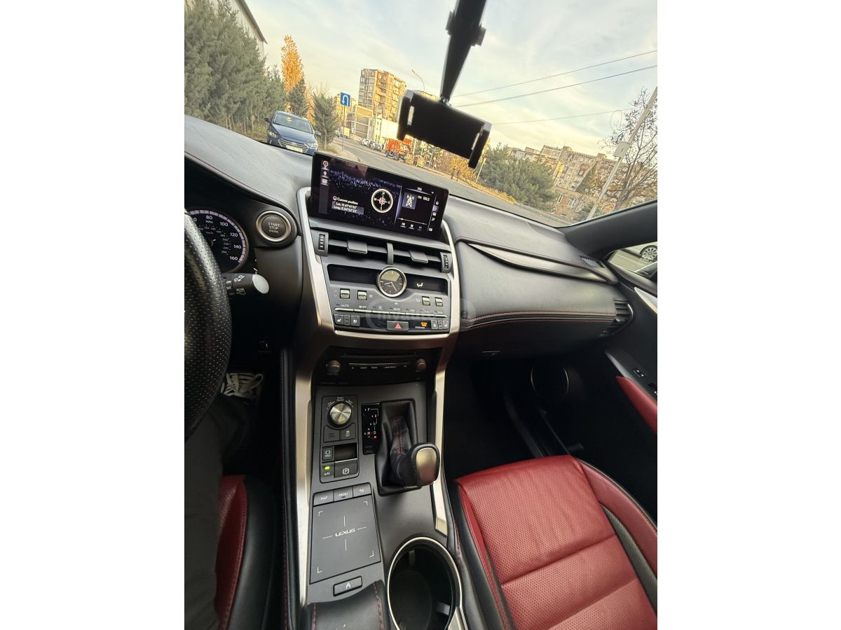 Lexus NX 300 - фото 2
