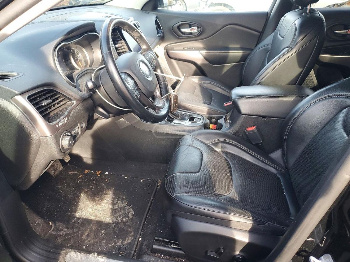 Jeep Cherokee - фото 7