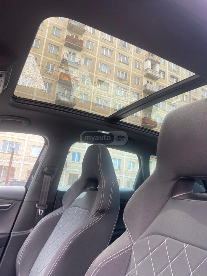 Skoda Karoq - фото 7