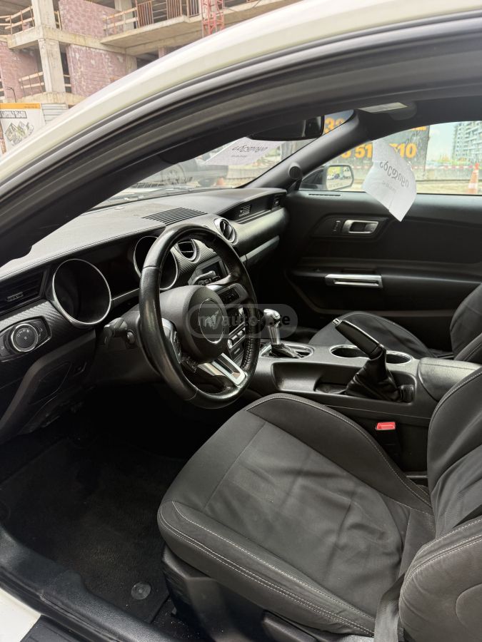 Ford EcoBoost Premium 2dr Convertib — миниатюра 5