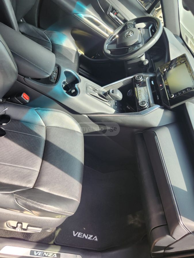 Toyota Venza - фото 7