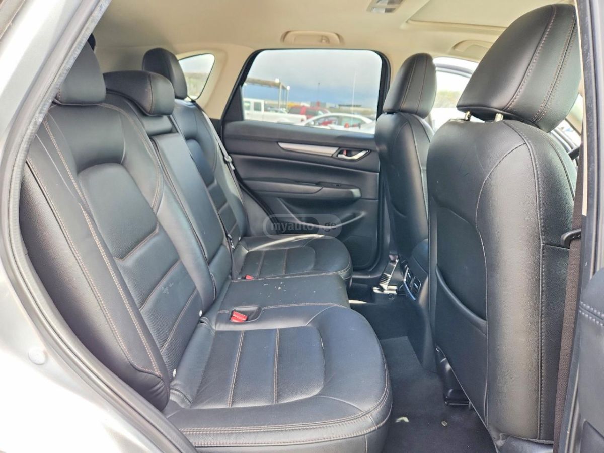 Mazda Prefered — миниатюра 10