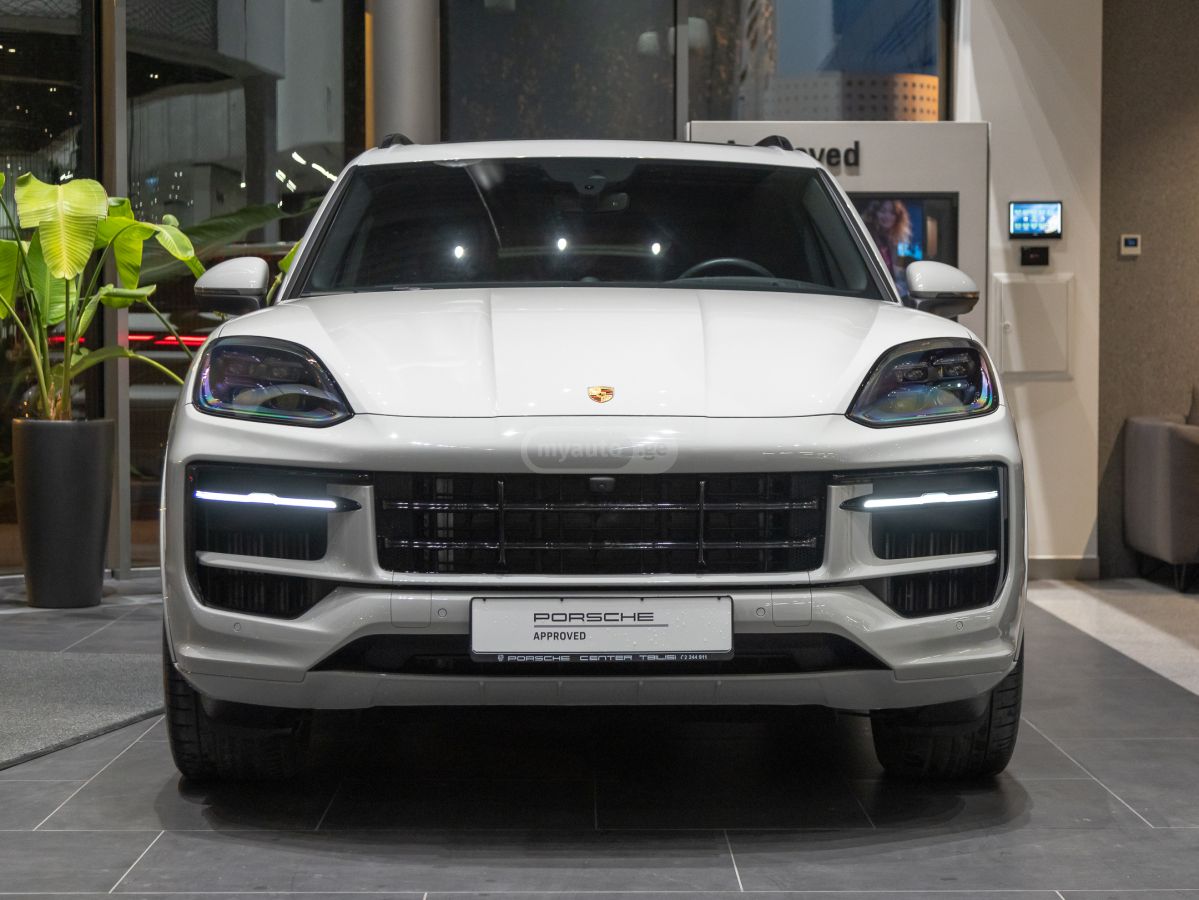 Porsche E-Hybrid — миниатюра 13
