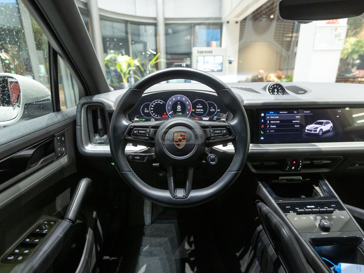 Porsche E-Hybrid — миниатюра 8