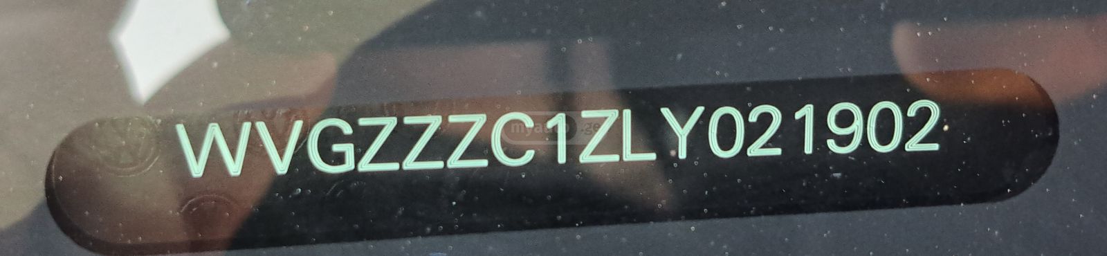 Volkswagen T-Roc - фото 12