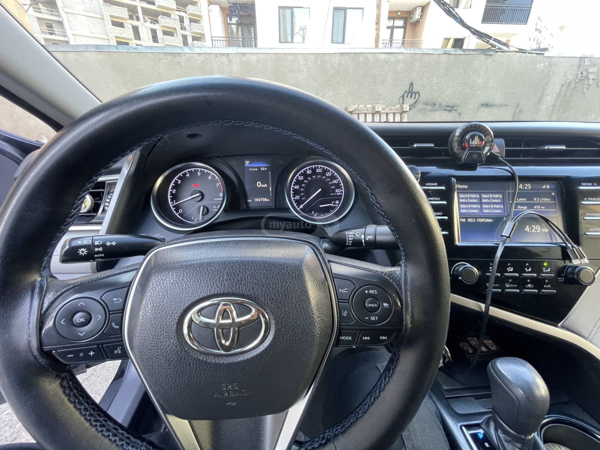 Toyota Camry - фото 13