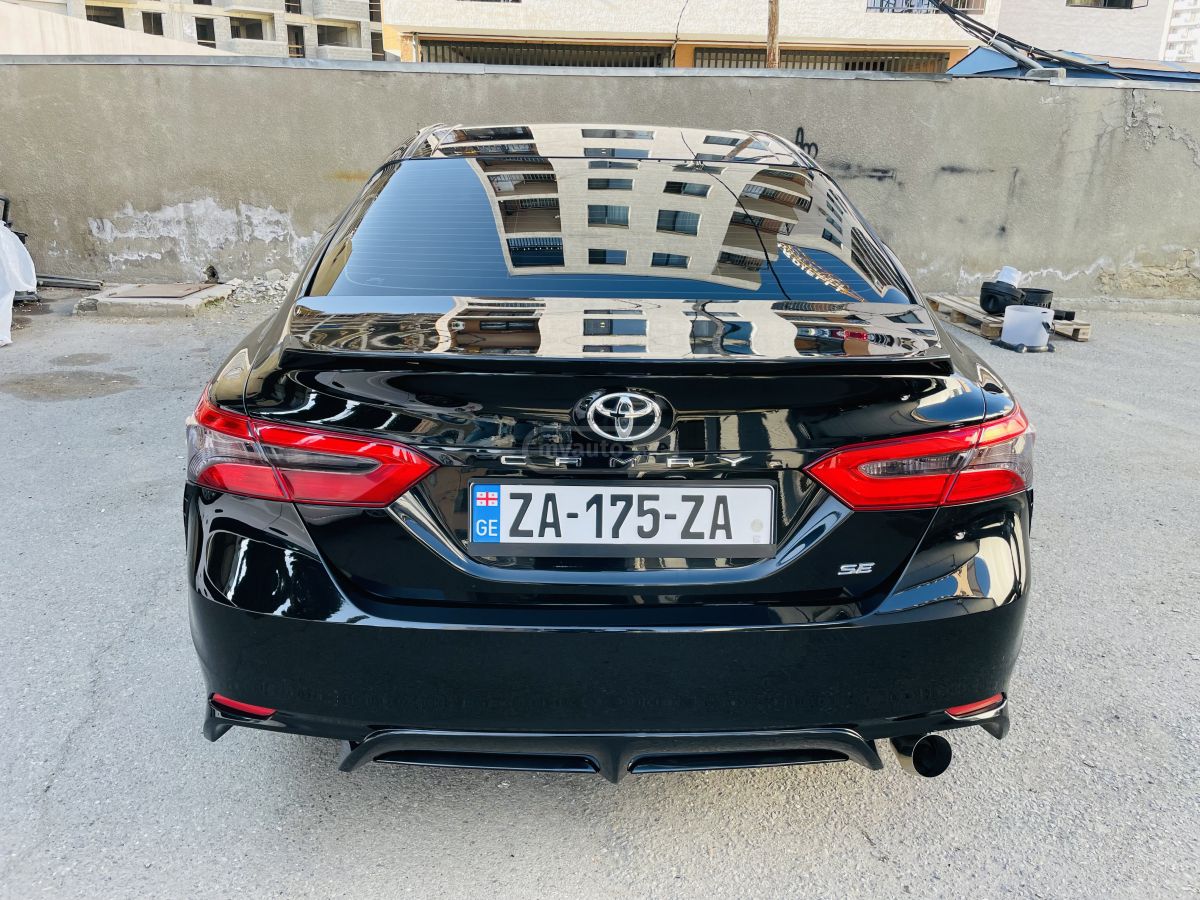 Toyota Camry - фото 6