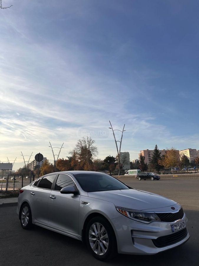 Kia Optima - фото 1