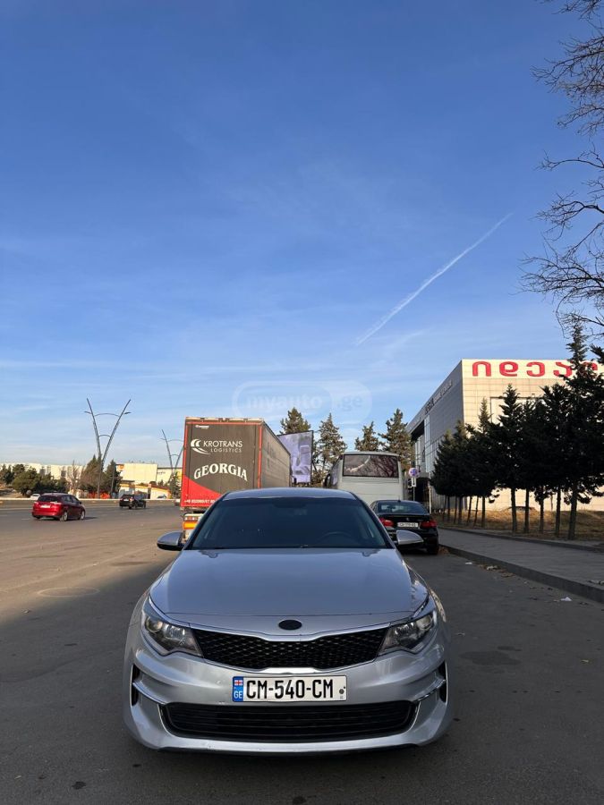 Kia Optima - фото 8