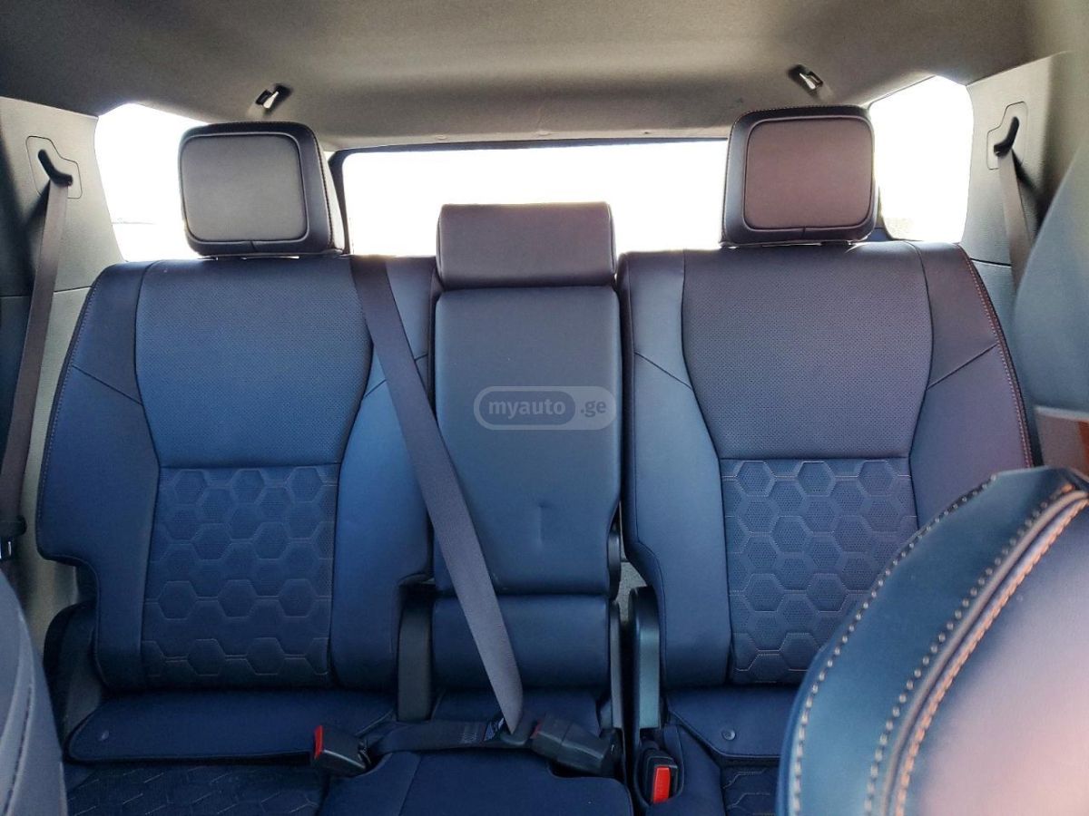 Toyota 4 Runner - фото 10