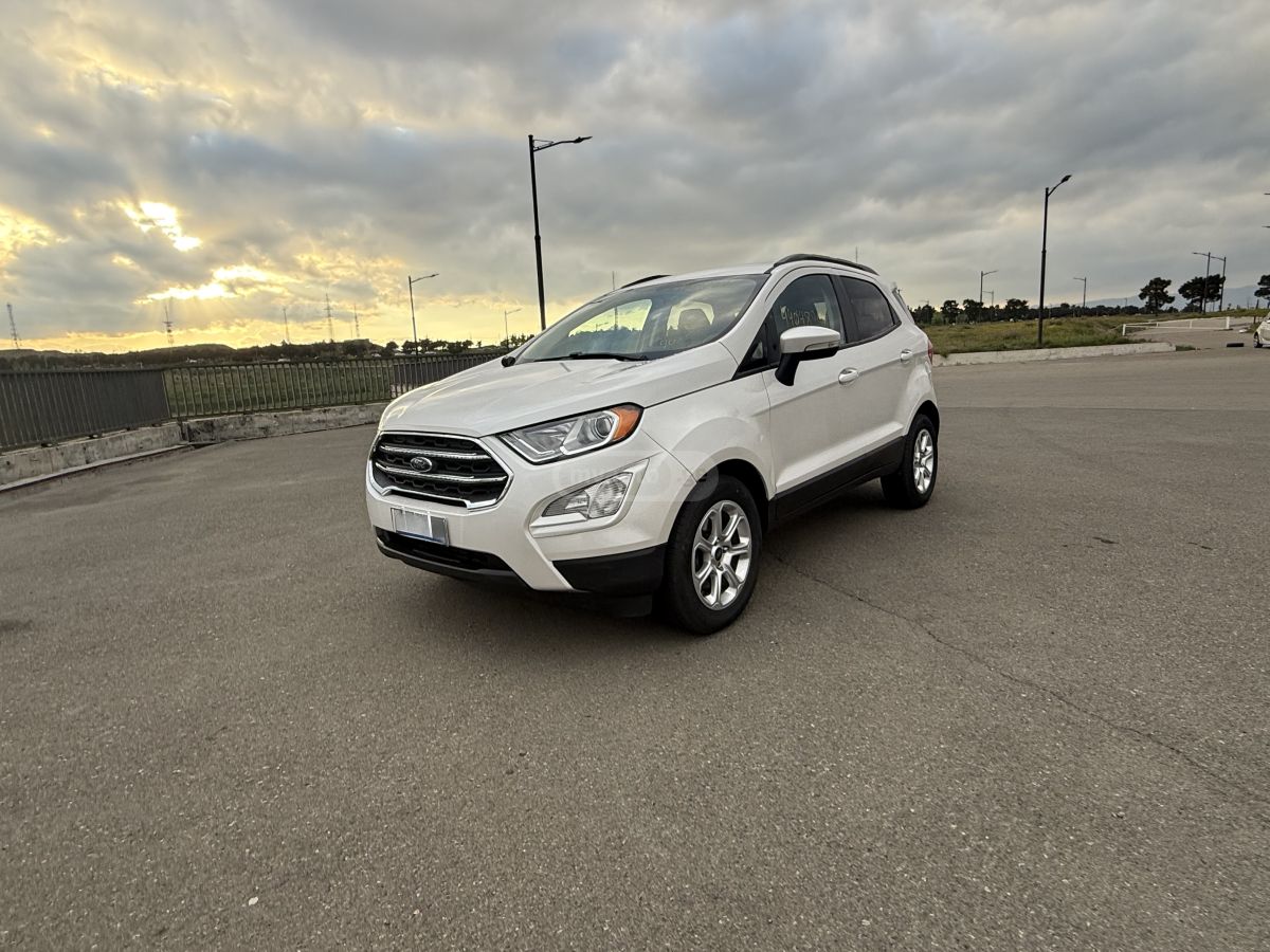 Ford EcoSport - фото 1
