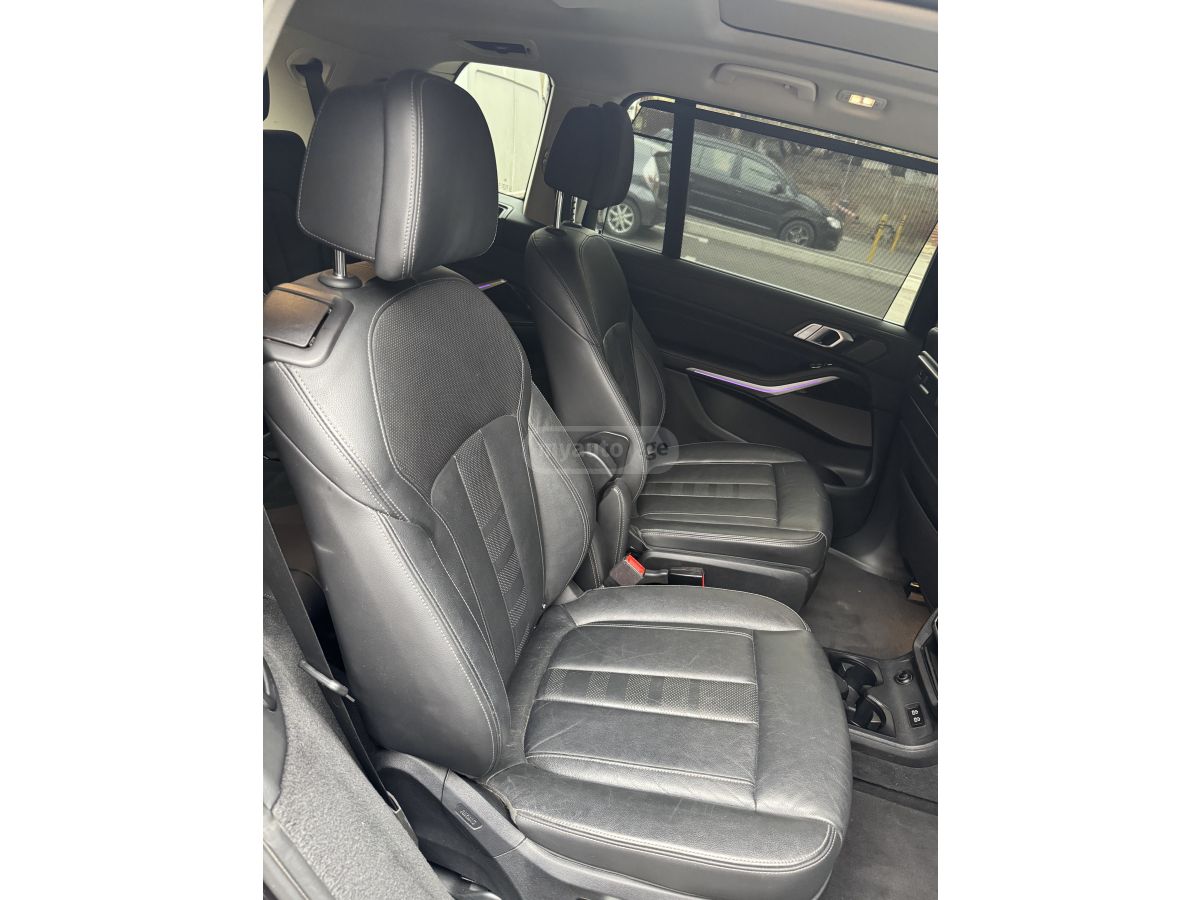 BMW X7 - фото 14