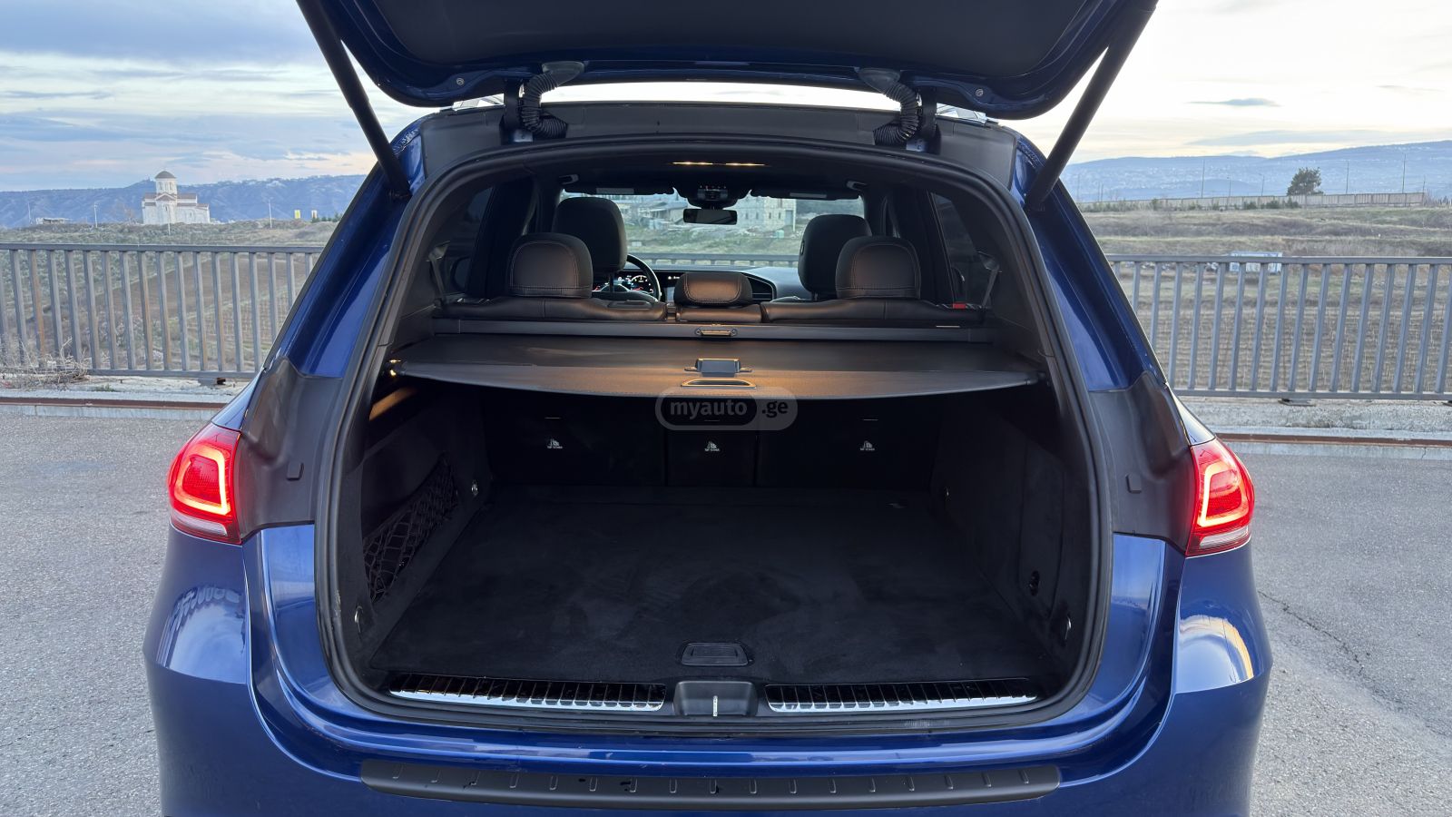 Mercedes-Benz GLE 350 - фото 9