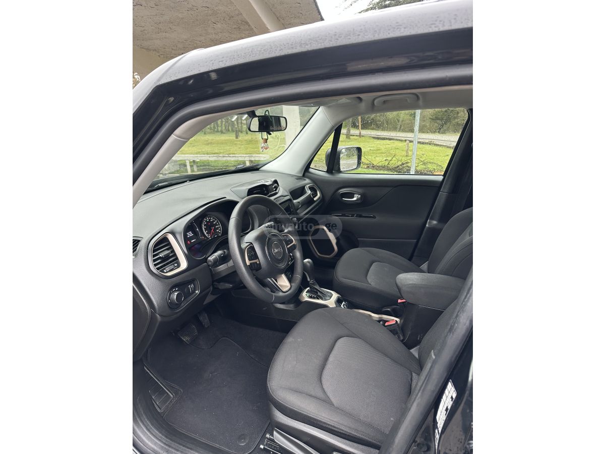 Jeep Renegade - фото 11