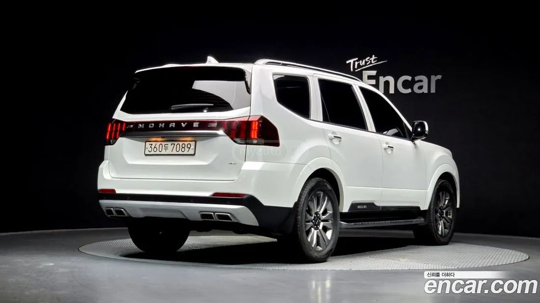 Kia Mohave 2022 — миниатюра 2