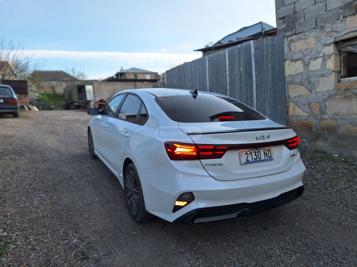 Kia Forte - фото 2