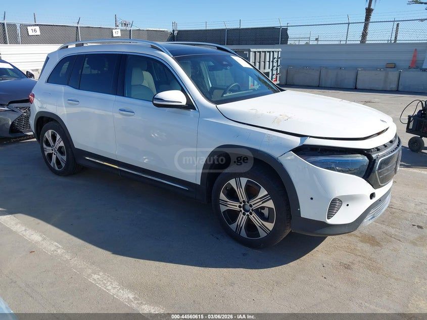 Mercedes-Benz EQB 300 2024 — миниатюра 1