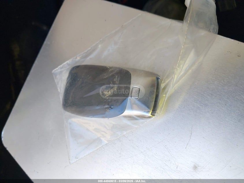 Mercedes-Benz EQB 300 2024 — миниатюра 10