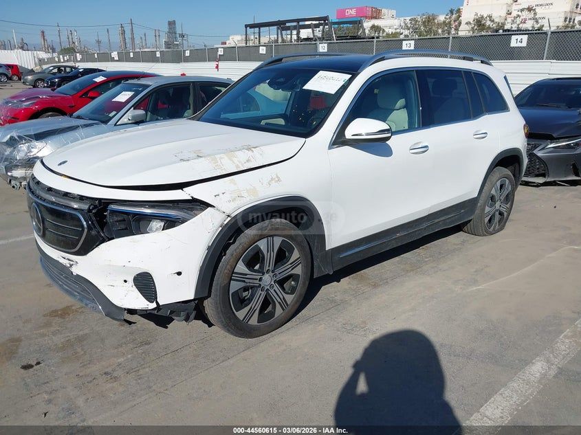 Mercedes-Benz EQB 300 2024 — миниатюра 2