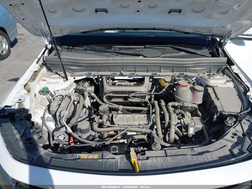 Mercedes-Benz EQB 300 2024 — миниатюра 9