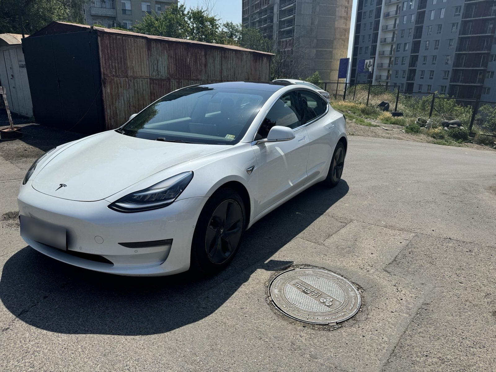 Tesla Model 3 - фото 5