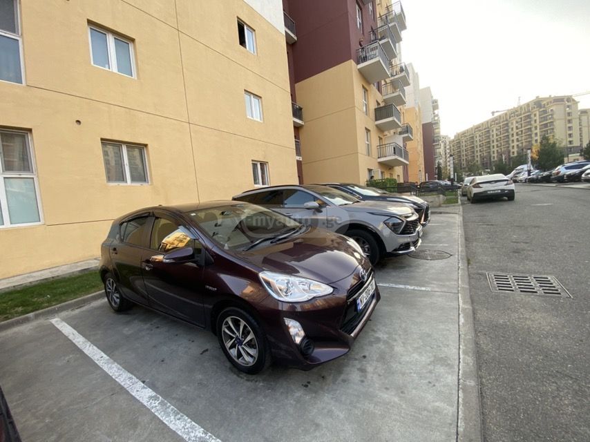 Toyota Aqua - фото 9