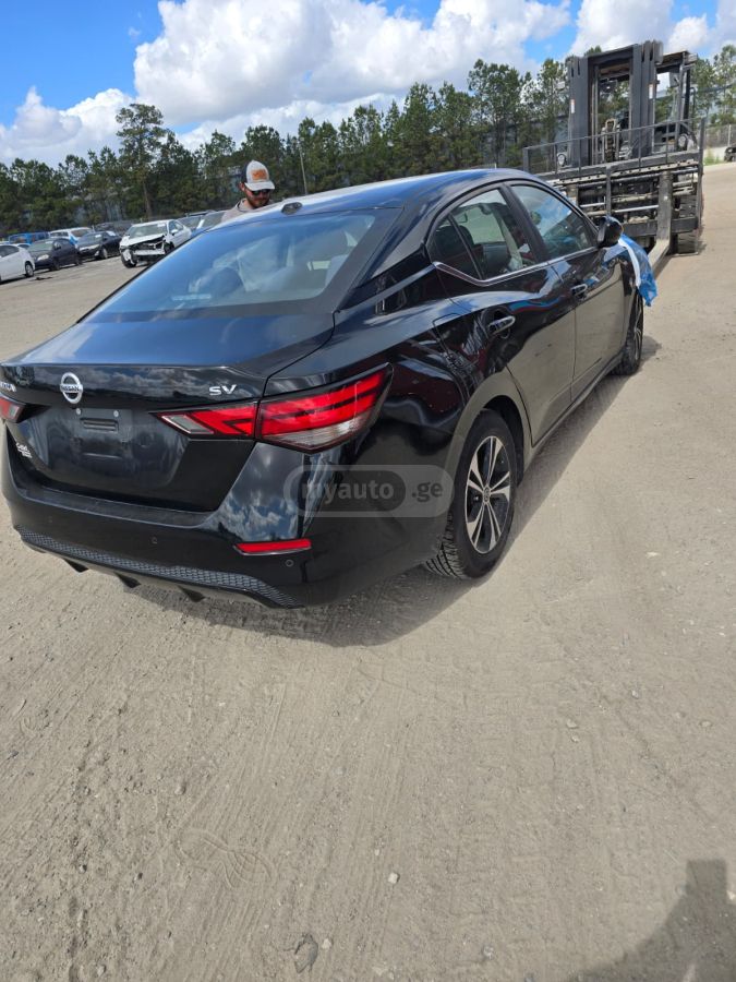 Nissan Sentra - фото 4