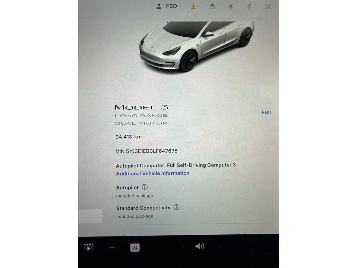 Tesla Model 3 - фото 14