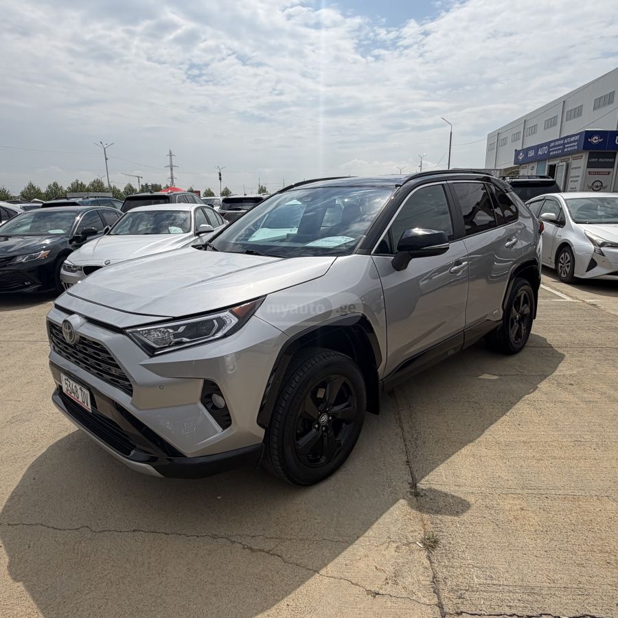 Toyota Rav 4 - фото 6