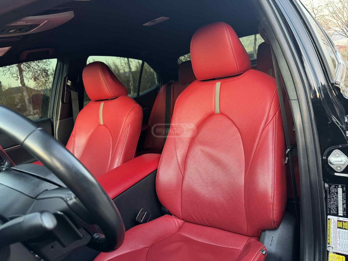 Toyota Camry - фото 10