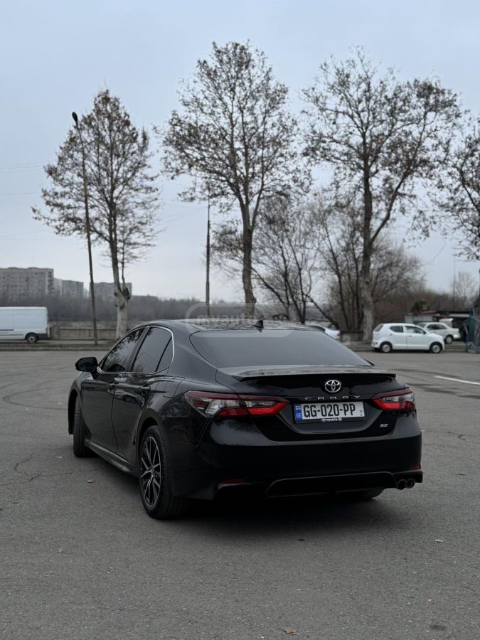 Toyota Camry - фото 5