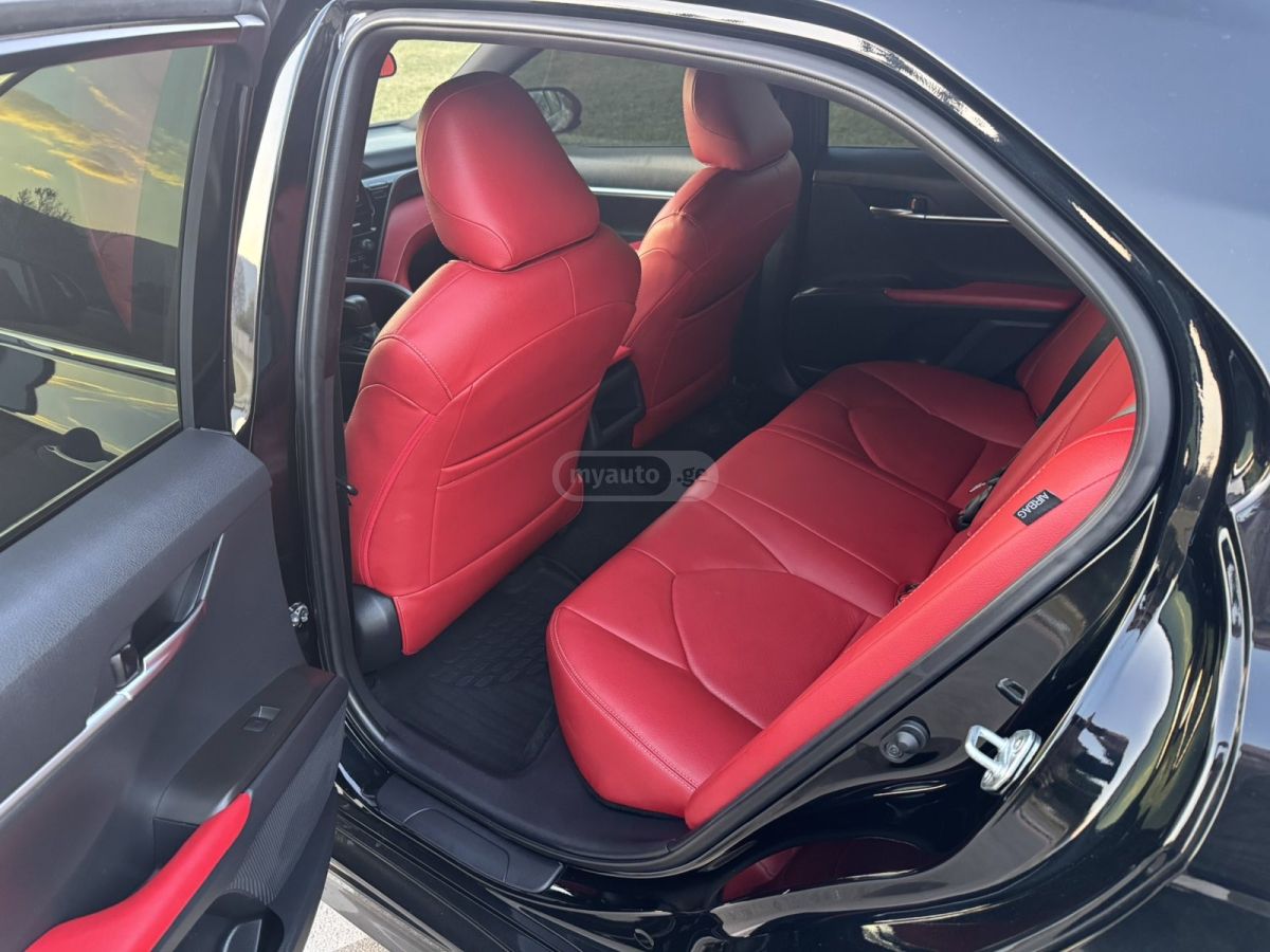 Toyota Camry - фото 7