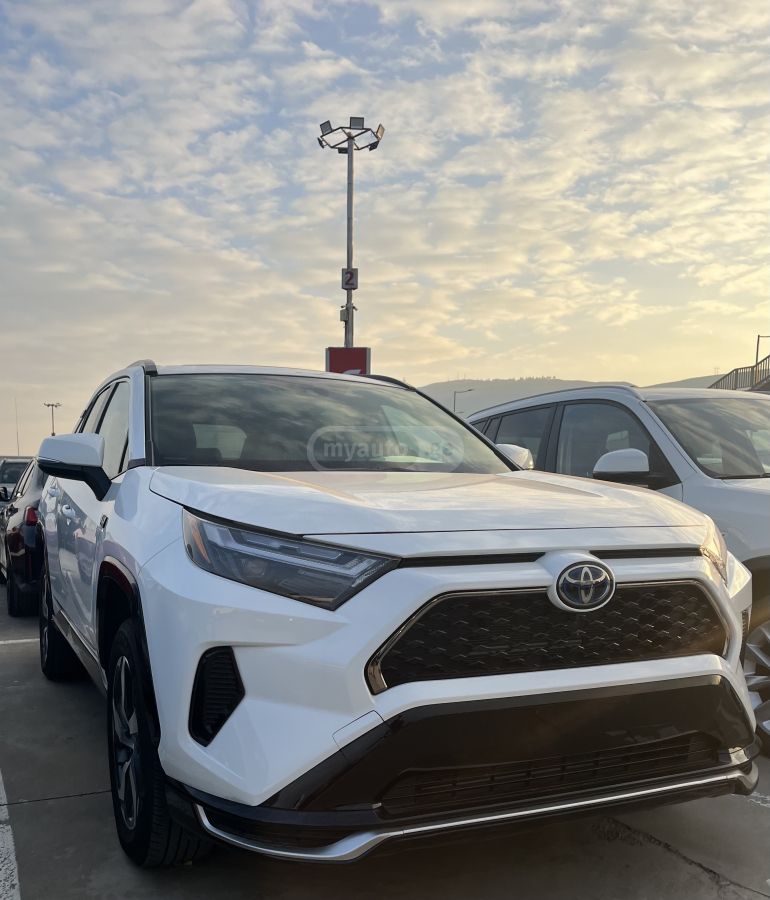 Toyota RAV 4 - фото 4