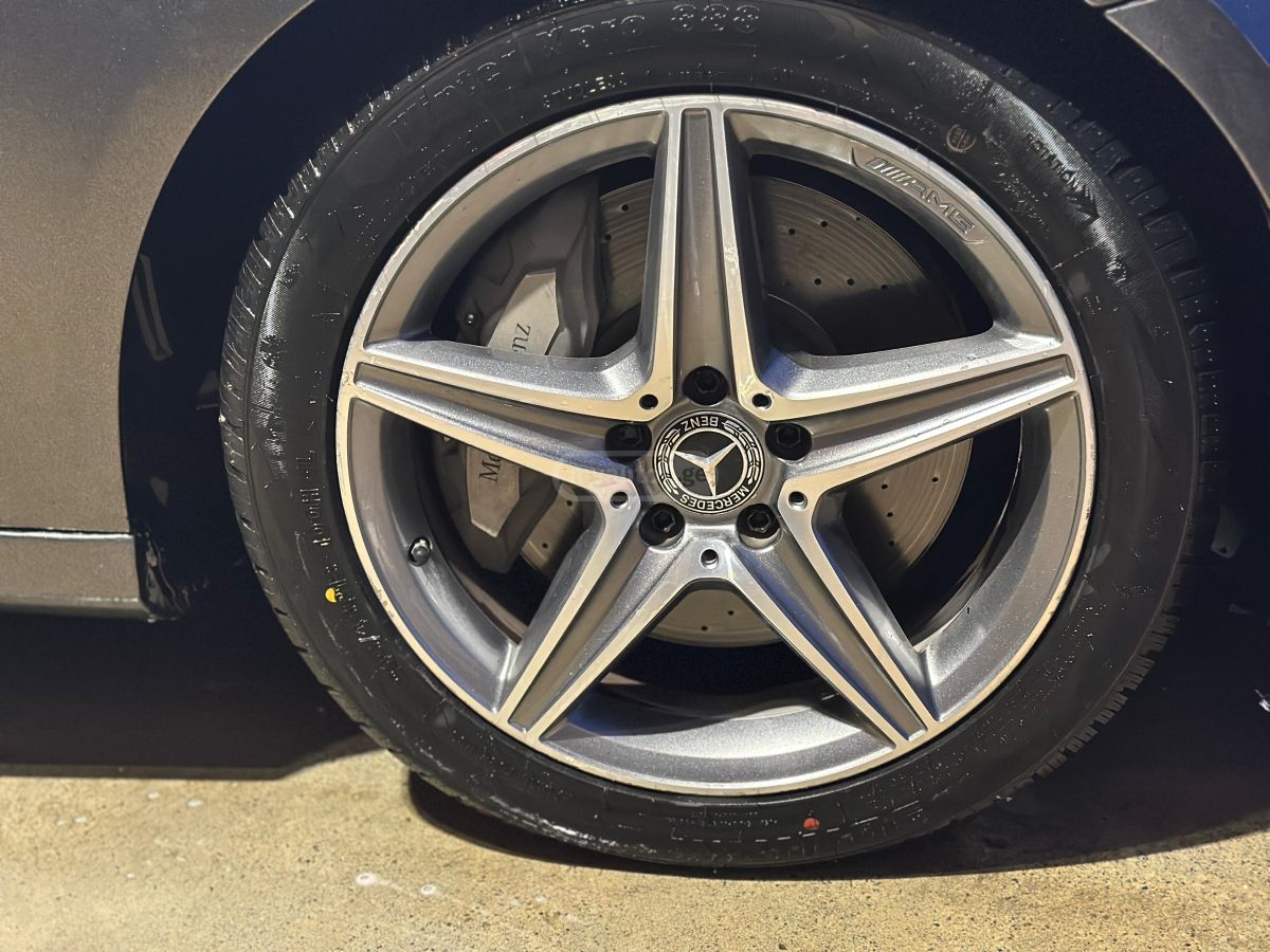 Mercedes-Benz E 300 - фото 8