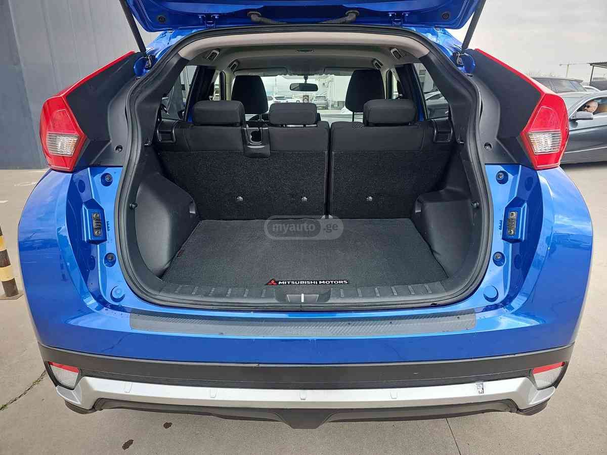 Mitsubishi Eclipse Cross - фото 10