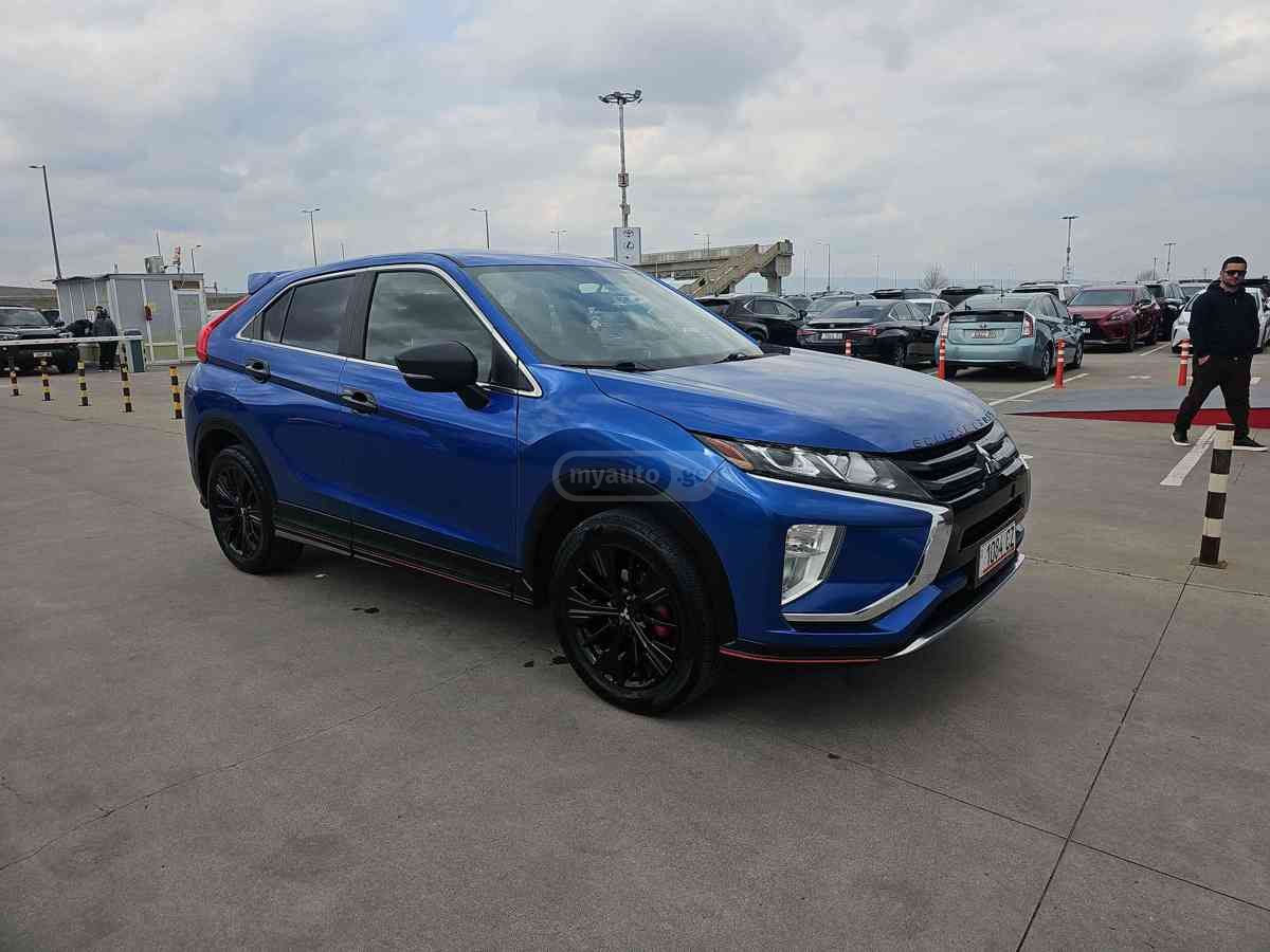 Mitsubishi Eclipse Cross - фото 3