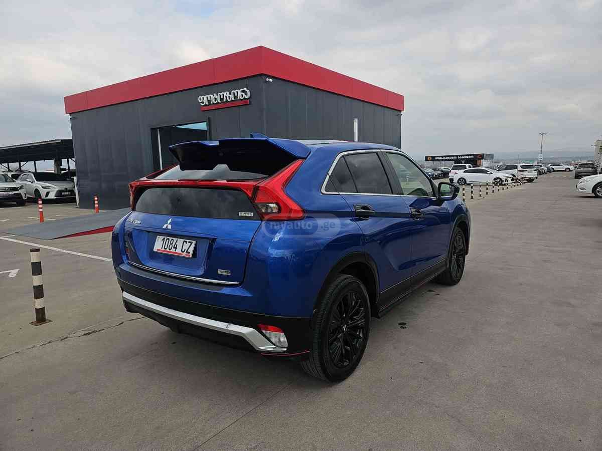 Mitsubishi Eclipse Cross - фото 7
