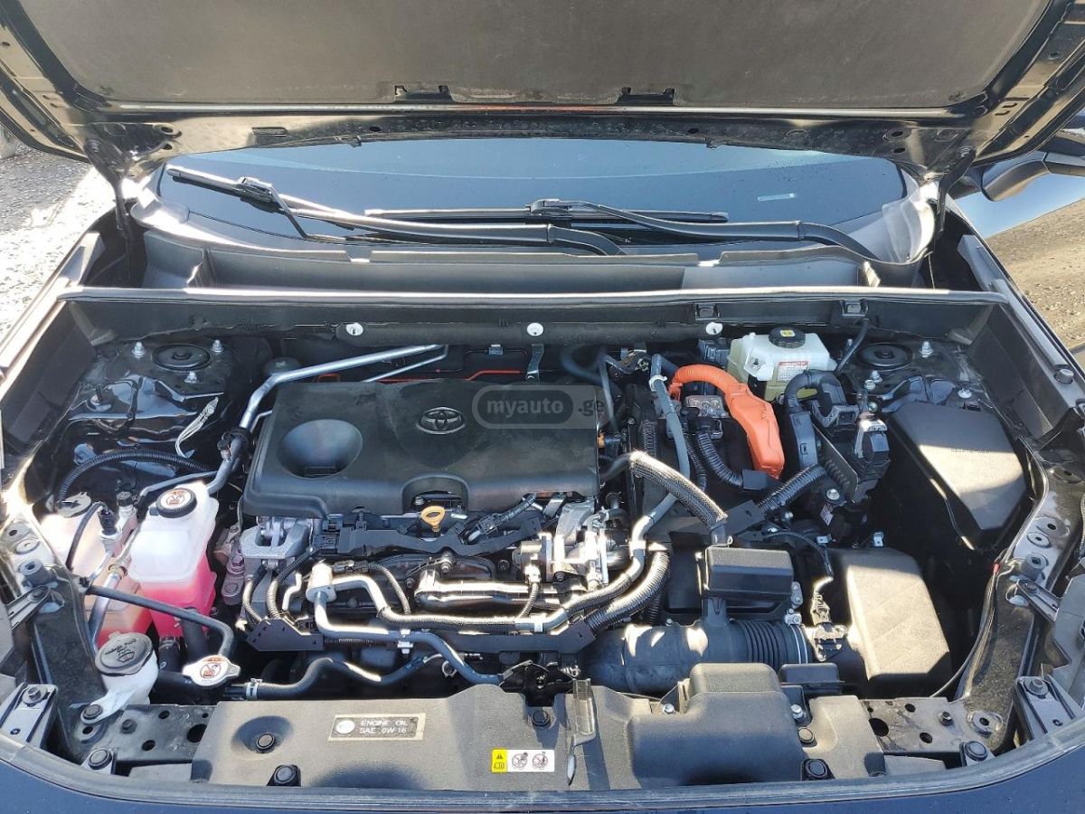 Toyota LE 4dr All-Wheel Drive Automat — миниатюра 12