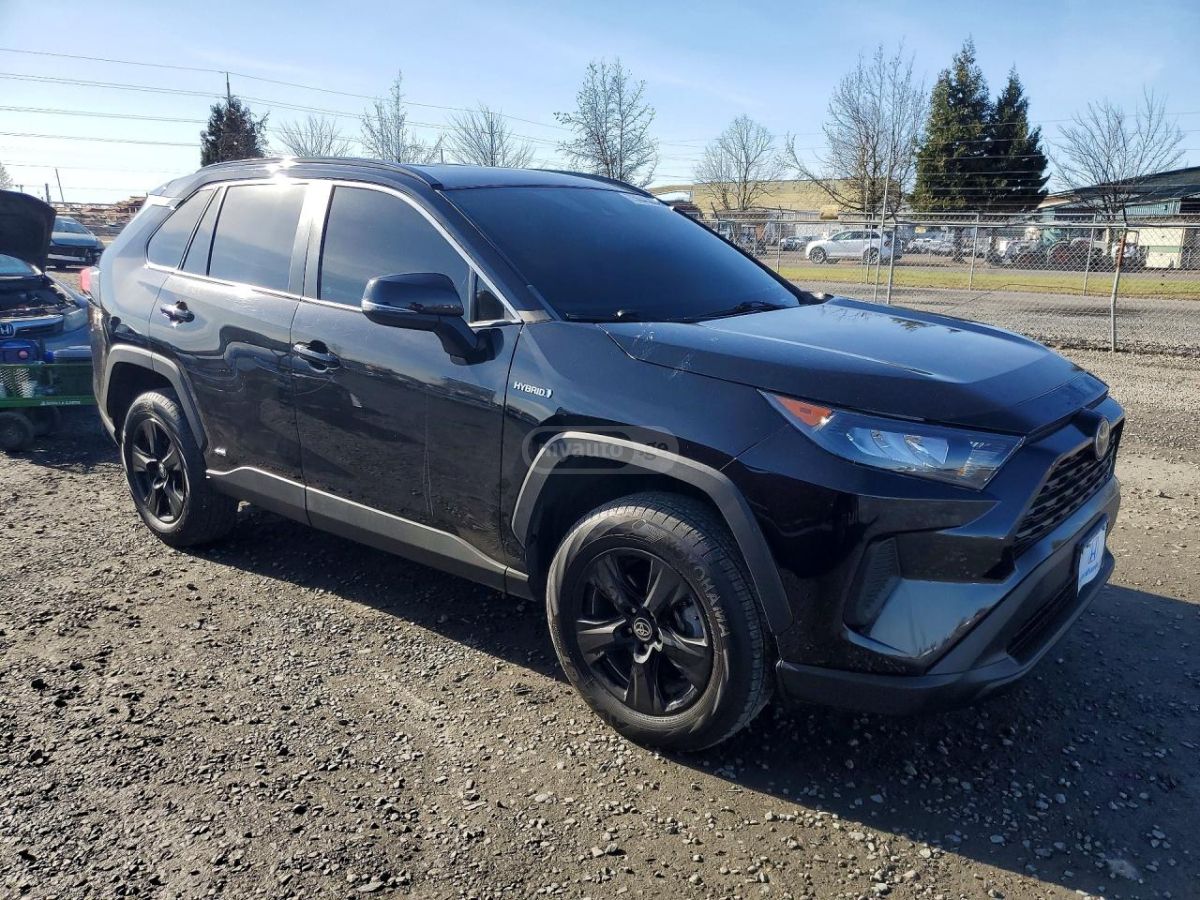 Toyota LE 4dr All-Wheel Drive Automat — миниатюра 4