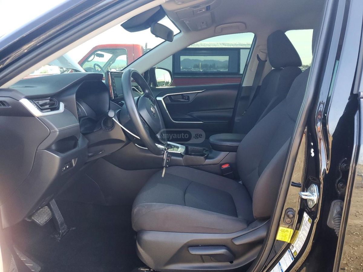 Toyota LE 4dr All-Wheel Drive Automat — миниатюра 7