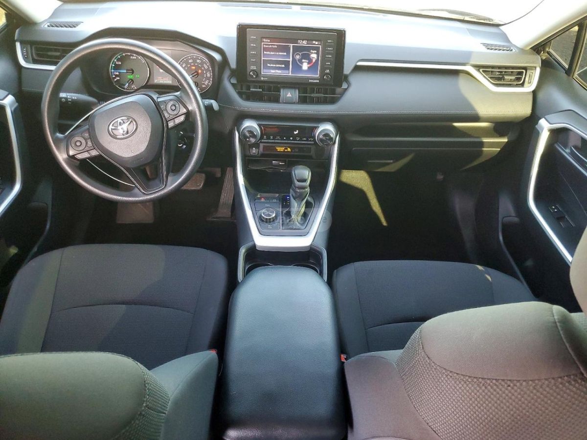 Toyota LE 4dr All-Wheel Drive Automat — миниатюра 8