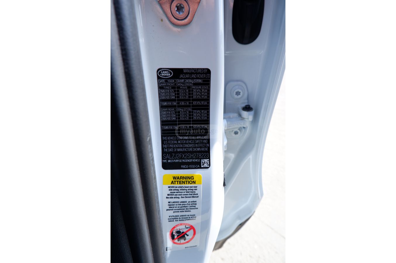 Land Rover Range Rover Evoque 2025 — миниатюра 13