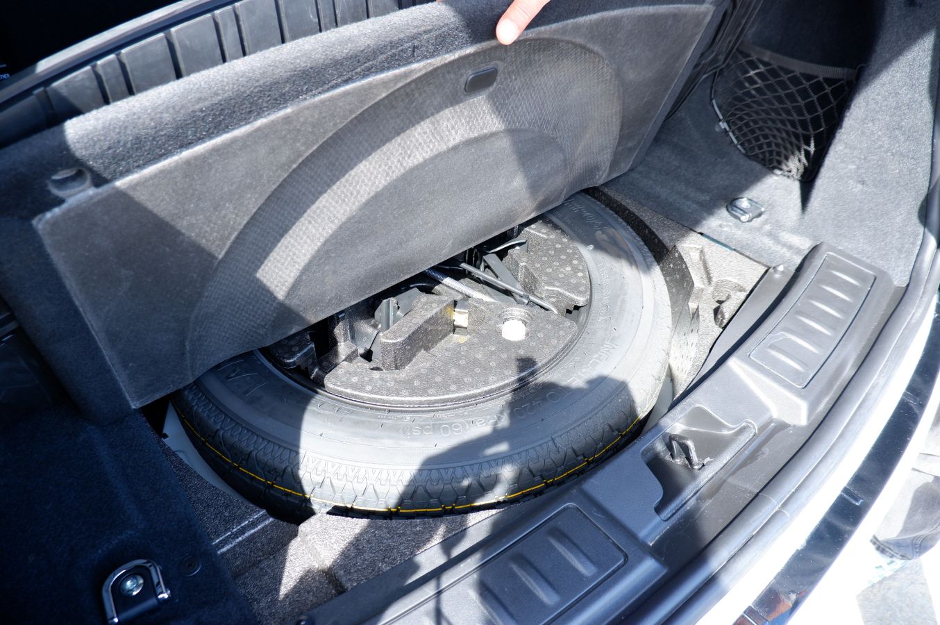 Land Rover Range Rover Evoque 2025 — миниатюра 7