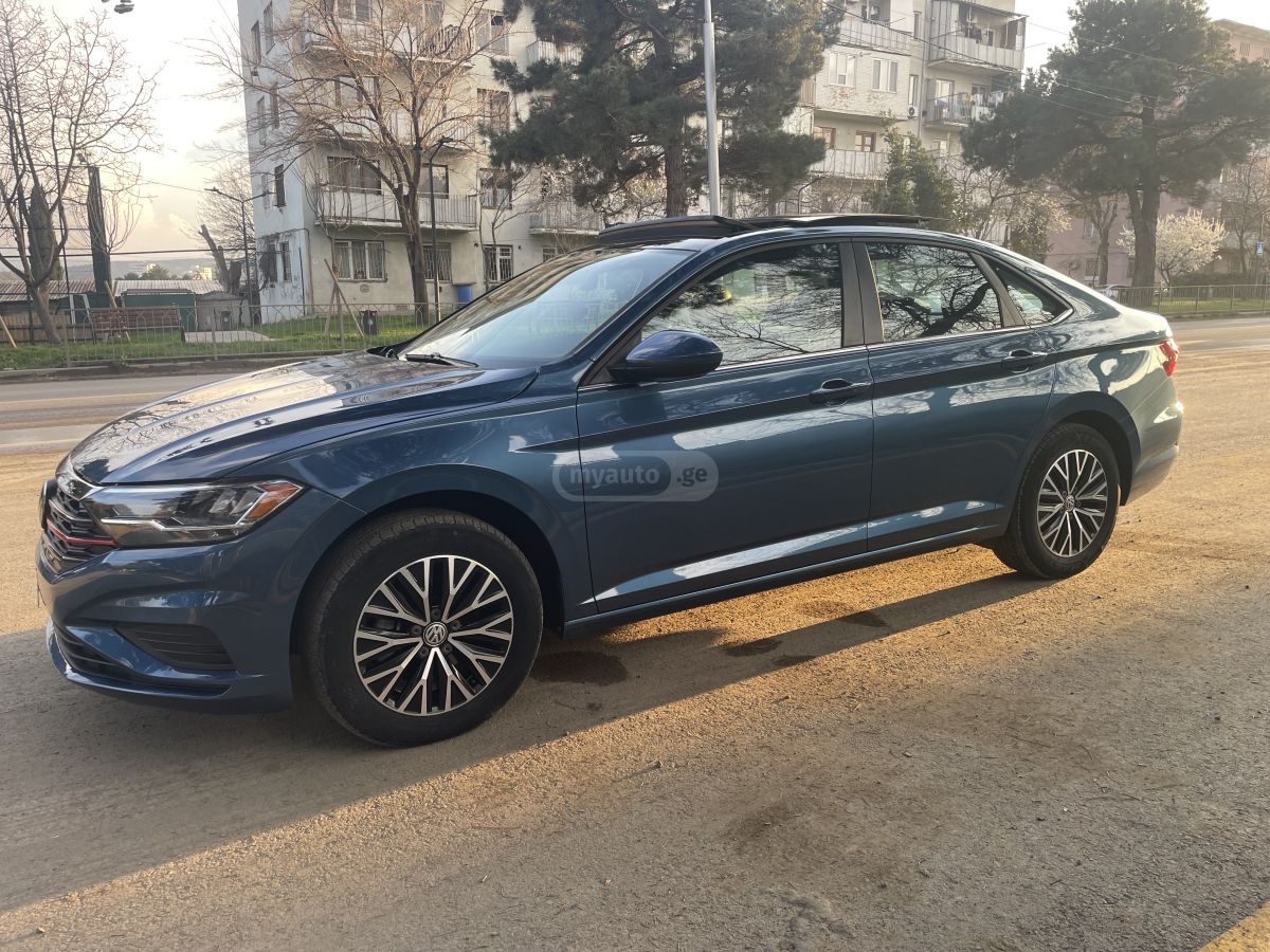 Volkswagen Jetta - фото 3