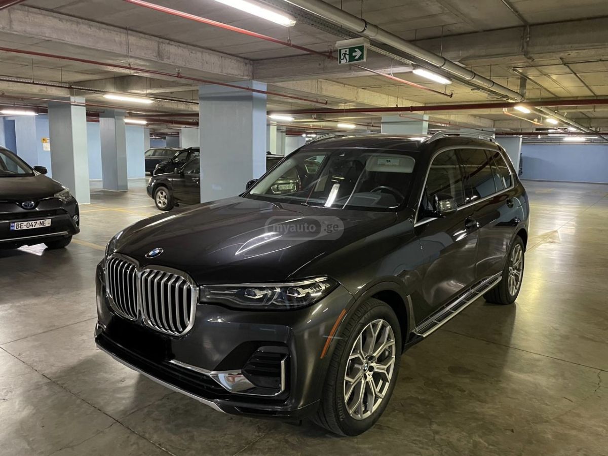 BMW X7 - фото 3