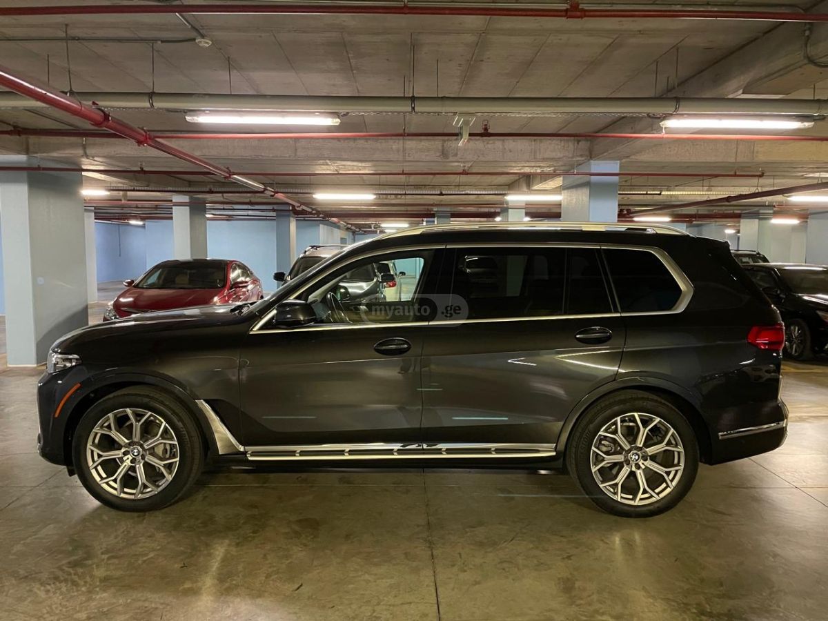 BMW X7 - фото 4
