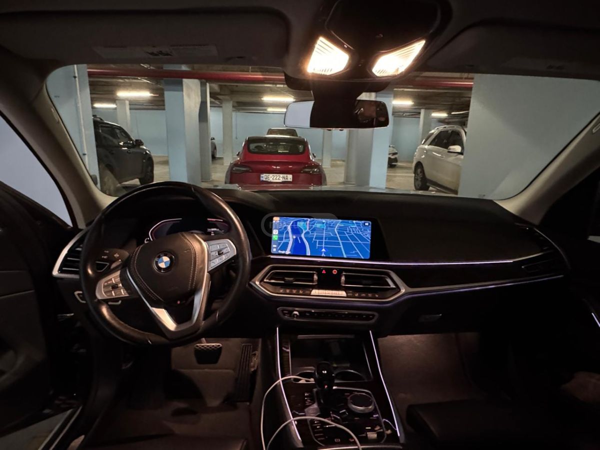 BMW X7 - фото 9