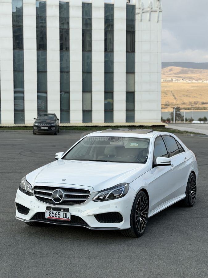 Mercedes-Benz E 350 - фото 1