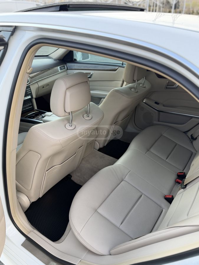 Mercedes-Benz E 350 - фото 4